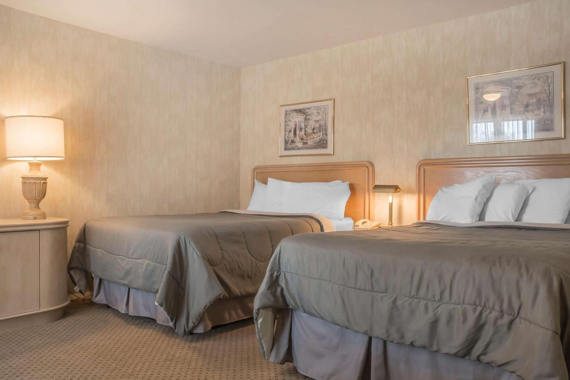 Rodeway Inn Fallsview Niagara Falls Exterior foto
