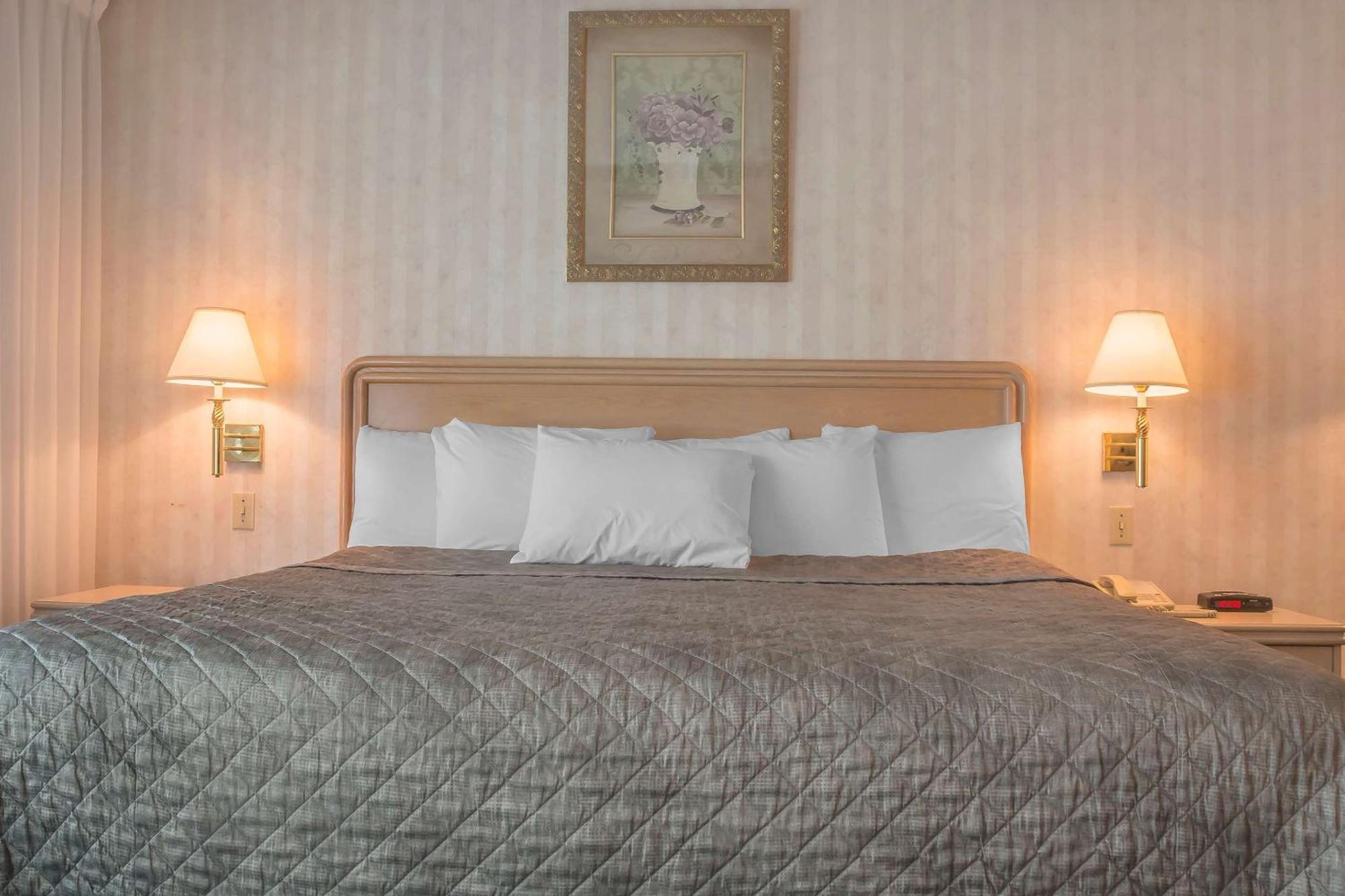 Rodeway Inn Fallsview Niagara Falls Exterior foto