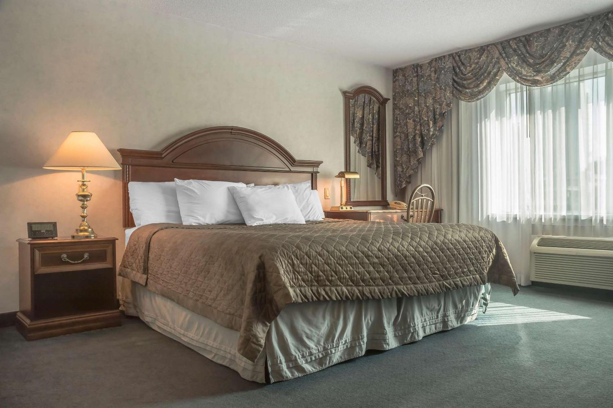 Rodeway Inn Fallsview Niagara Falls Exterior foto